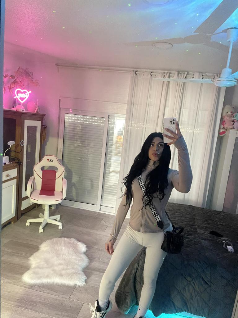 Chico busca chica en Murcia: 