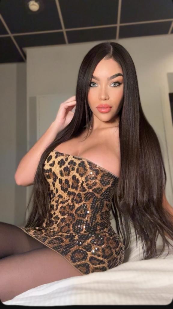 637948945: Chica busca chico en Madrid