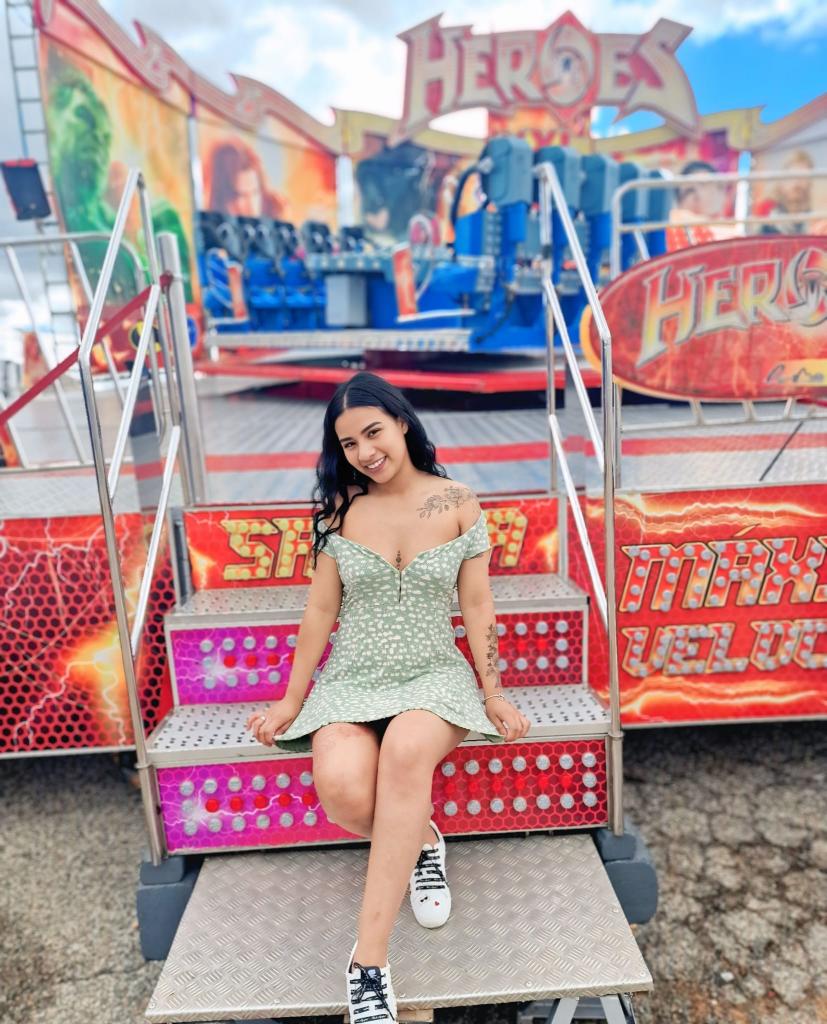 Chica busca chico en Sevilla: 