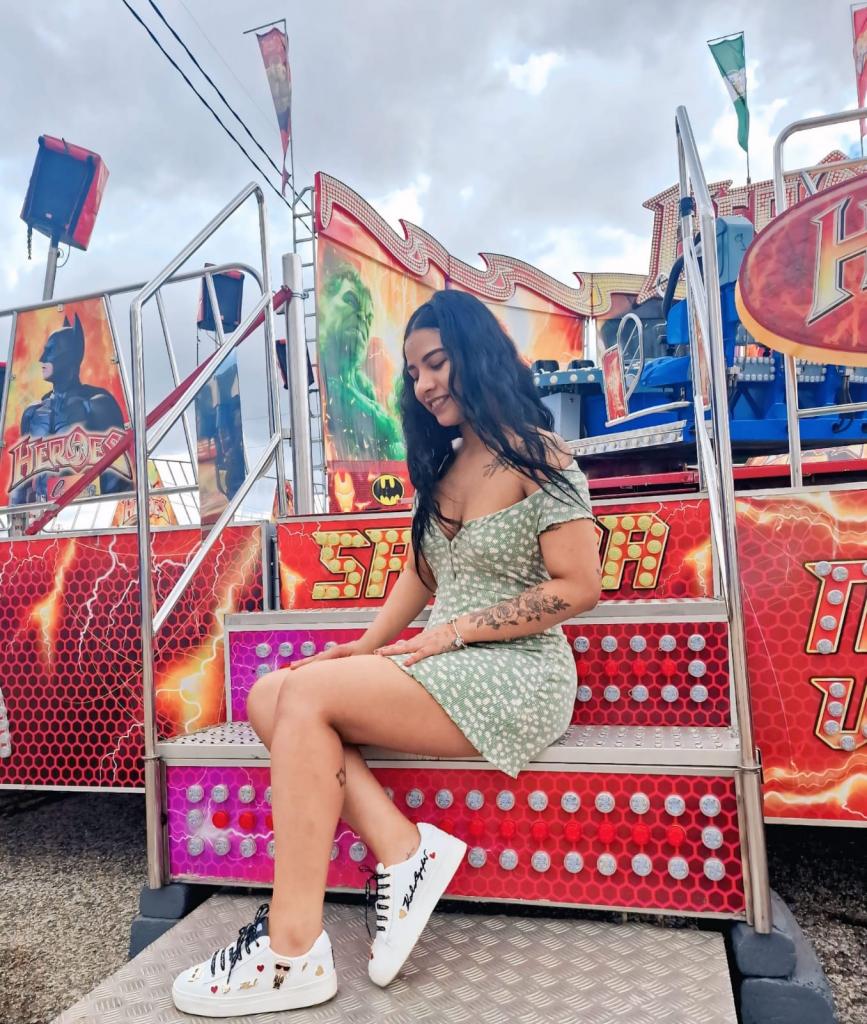 Chica busca chico en Sevilla: 