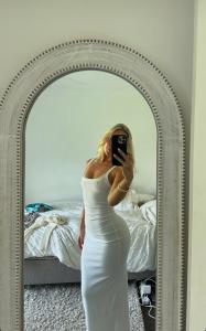 697575667: Chica busca chico en Pontevedra