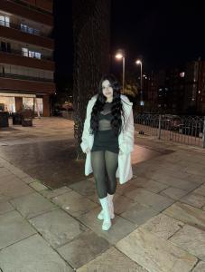 613925604: Chica busca chico en Almería