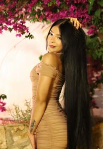 613940355: Chica busca chico en Valencia