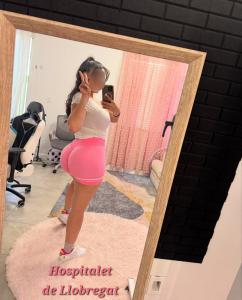 665730666: Chica busca chico en Barcelona