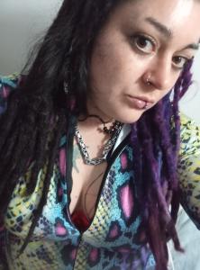 671208497: Chica busca chico en Valencia