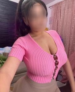 665730666: Chica busca chico en Barcelona