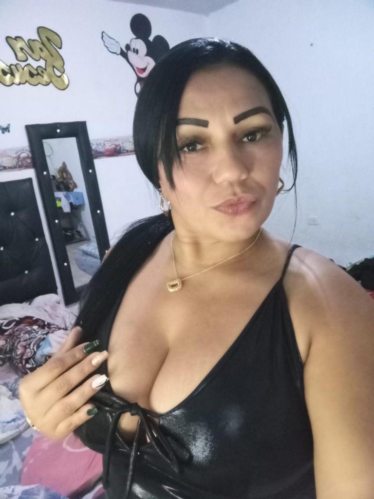 Chica busca chico en Málaga: 