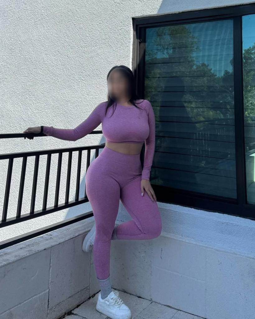 Chica busca chico en Barcelona: 