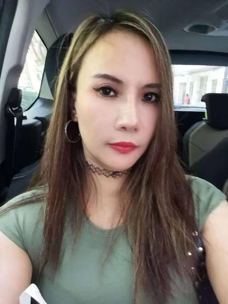 687055997: Chica busca chico en Valencia