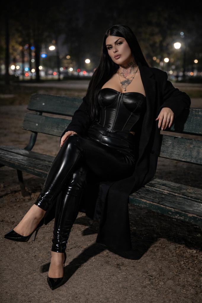 612433230: Transexual en Barcelona