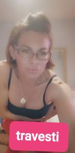 662214309: Chica busca chico en Barcelona