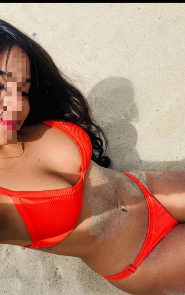 Chica busca chico en Tenerife: 