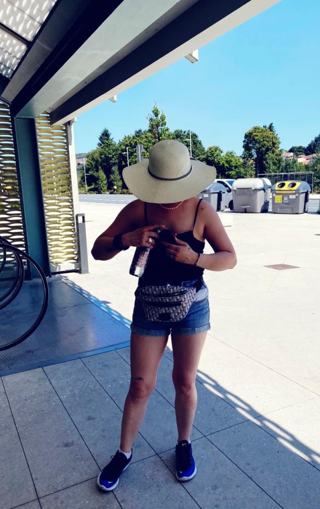 678717275: Chica busca chico en Barcelona
