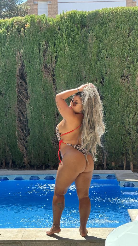 623566193: Chica busca chico en Granada