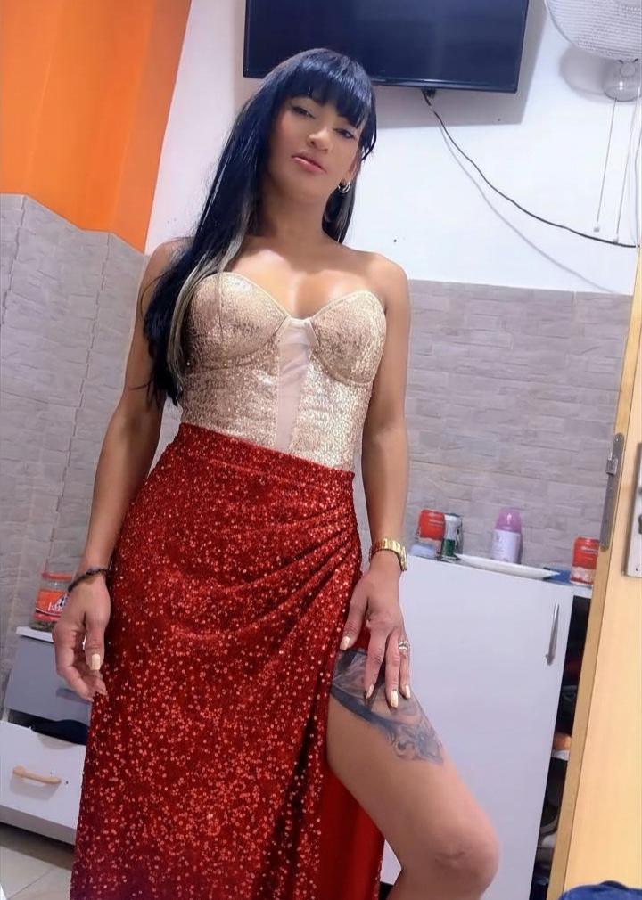 Chica busca chico en Granada: 