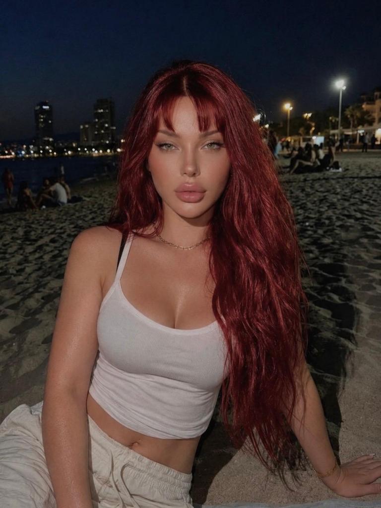 638605415: Travesti en Barcelona
