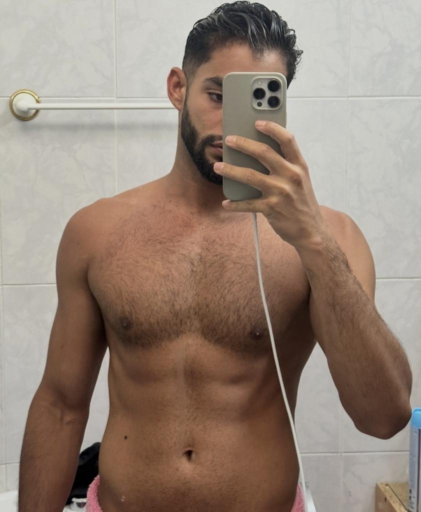 670670828: Chico busca chica en Madrid