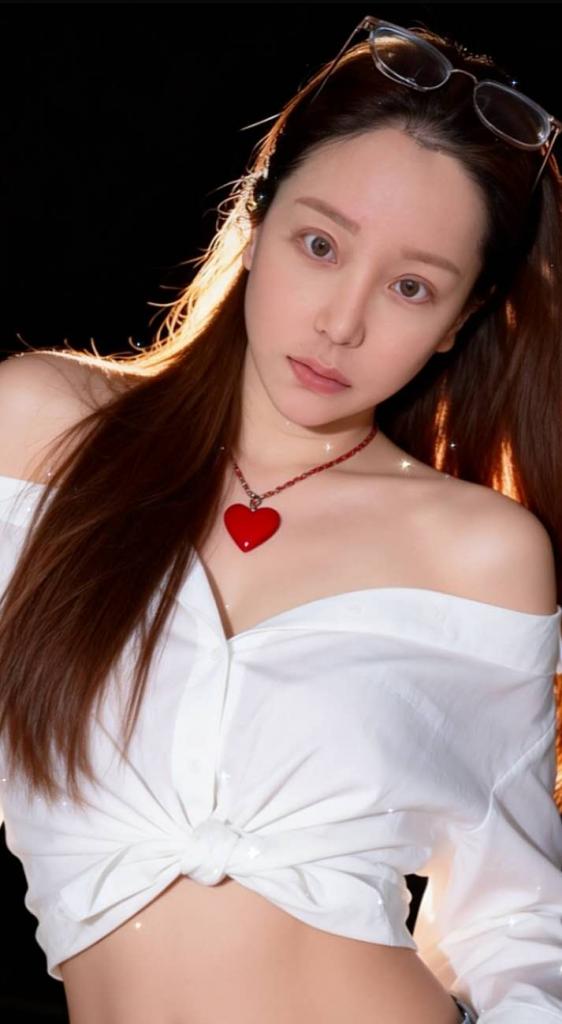 635616962: Chica busca chico en Madrid