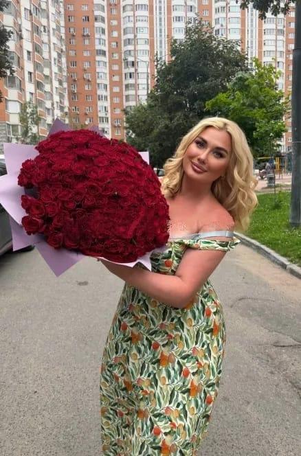 614257030: Chica busca chico en Barcelona