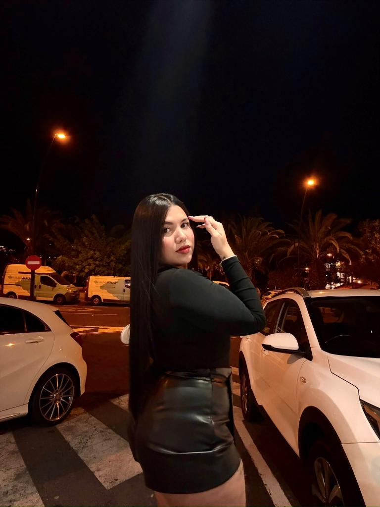Chica busca chico en Tenerife: 