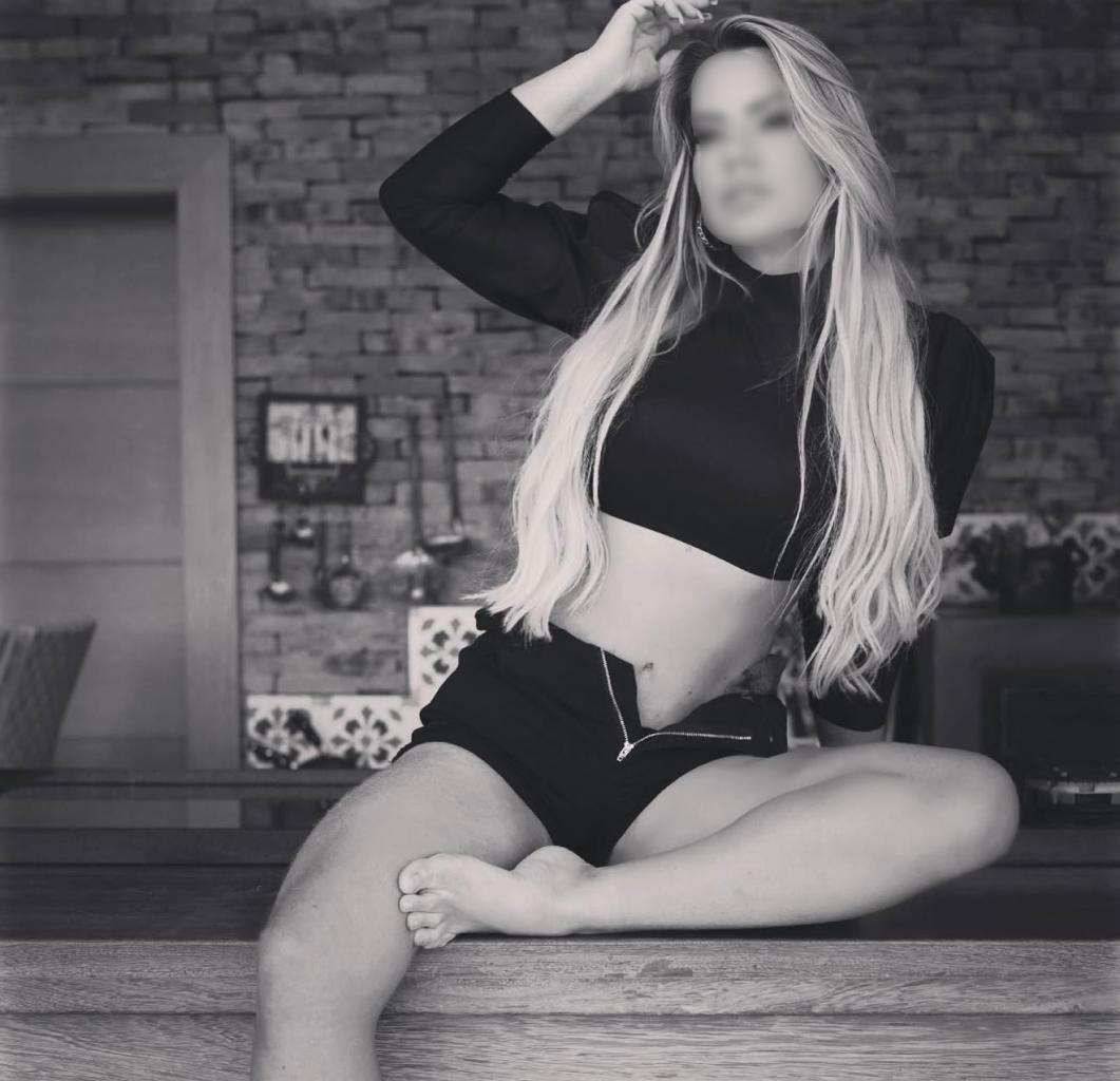 623538521: Chica busca chico en Zaragoza