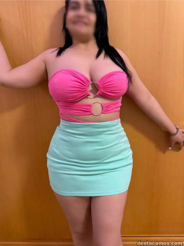 613696087: Chica busca chico en Pontevedra