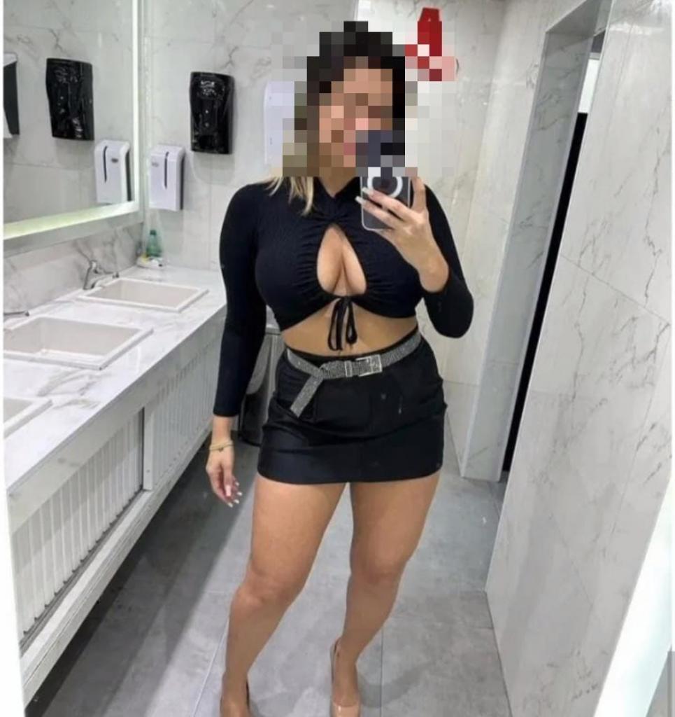 667689011: Chica busca chico en Navarra