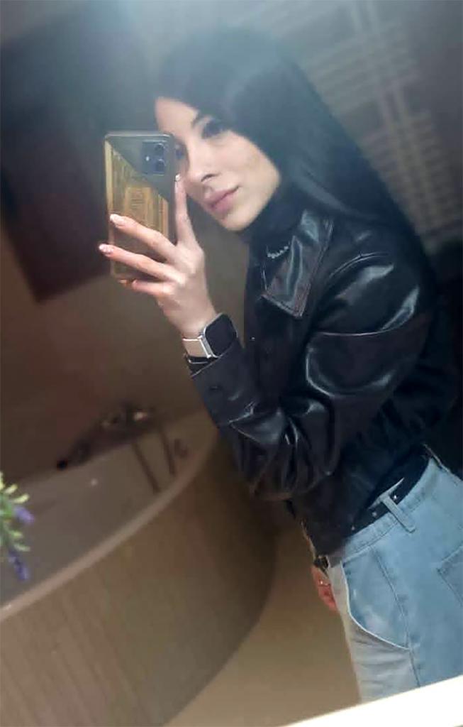 Chica busca chico en Ibiza: 