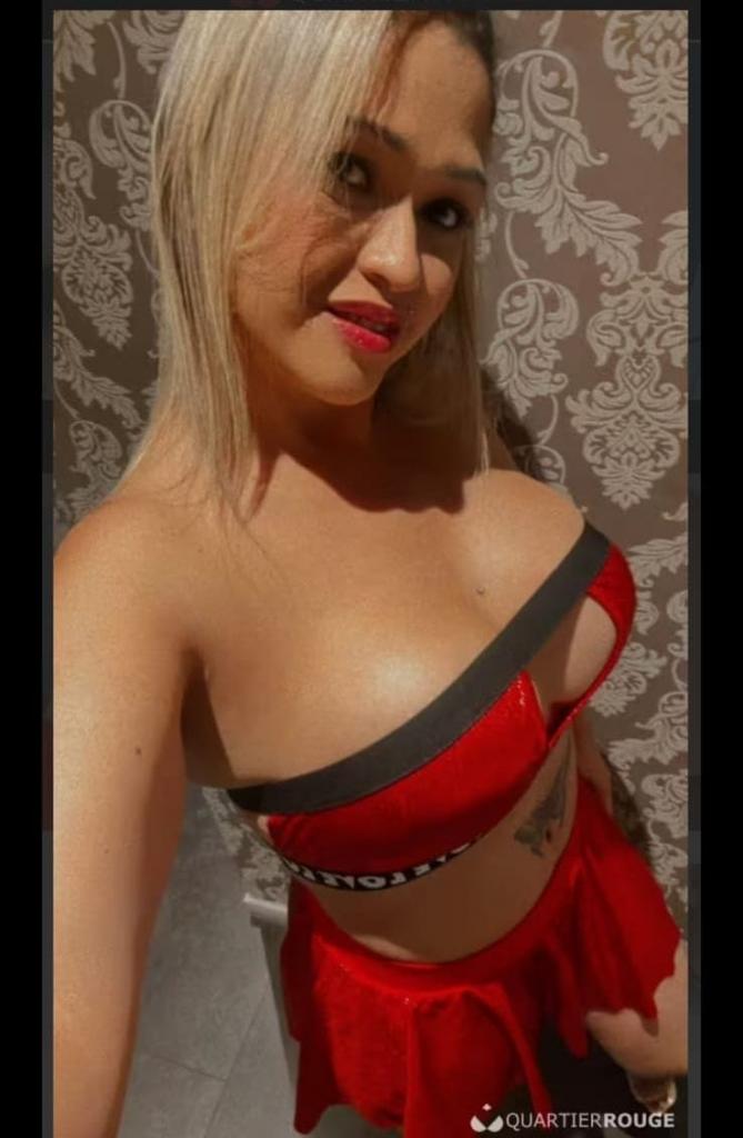 Chica busca chico en Cádiz: 