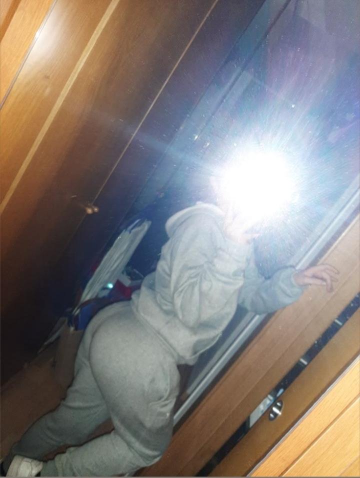 Chica busca chico en Granada: 