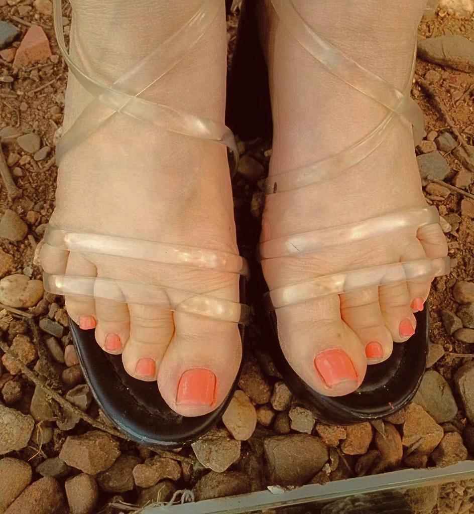 632565484: Chica busca chico en Tarragona