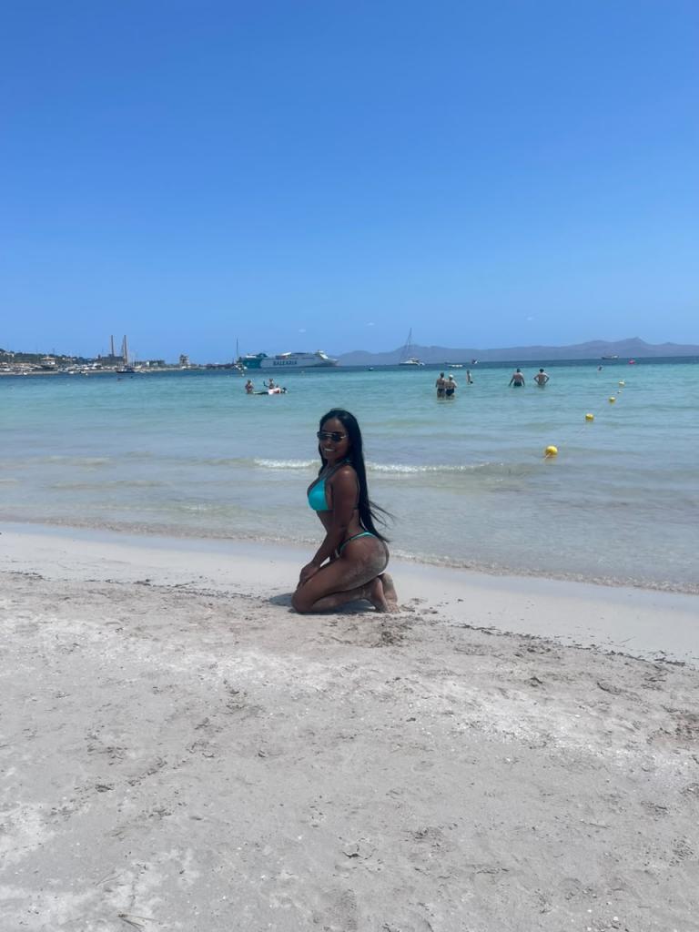 Chica busca chico en Mallorca: 