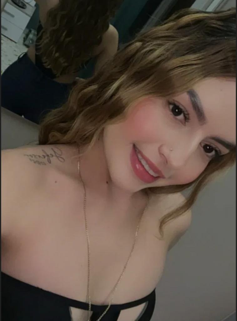 Chica busca chico en Ibiza: 