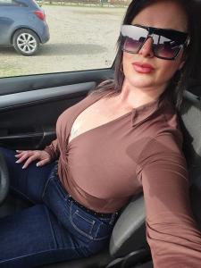 604178532: Chica busca chico en Cantabria