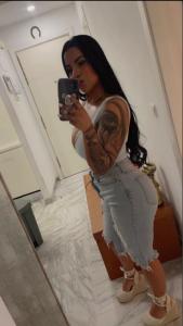 631883854: Chica busca chico en Almería