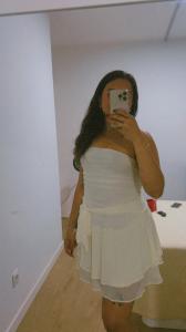 745094060: Chica busca chico en Madrid
