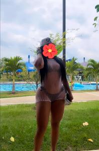 613395799: Chica busca chico en Murcia