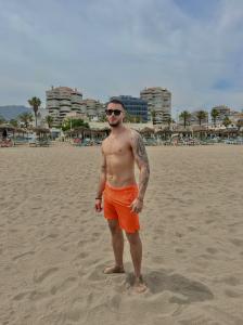 603976265: Chico busca chica en Valencia