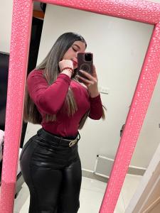 674679757: Chica busca chico en Málaga