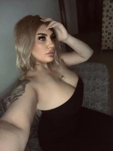 631234166: Chica busca chico en Sevilla