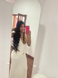 666314466: Chica busca chico en Ibiza