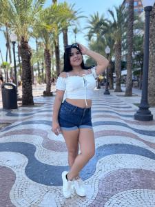 633811589: Chica busca chico en Alicante