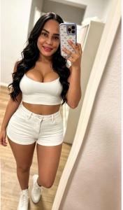 692558063: Chica busca chico en Cáceres