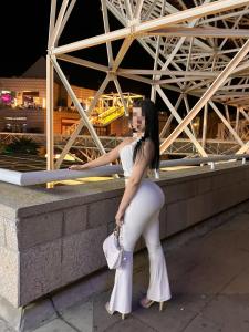 610322412: Chica busca chico en Mallorca