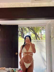 665317787: Chica busca chico en Gerona