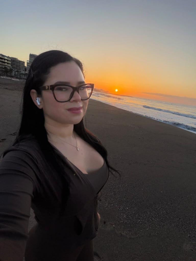 Chica busca chico en Tenerife: 