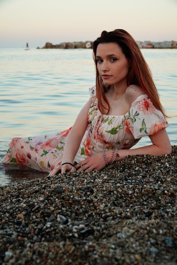 613730084: Chica busca chico en Barcelona
