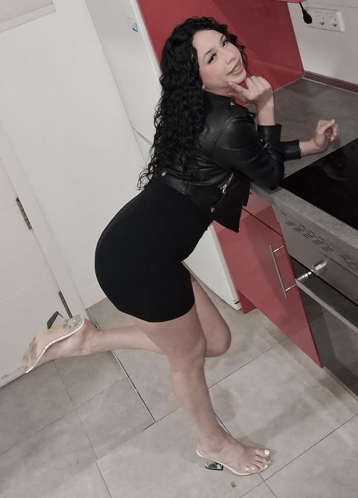 618931108: Chica busca chico en Murcia