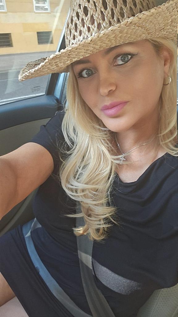 Chica busca chico en Huesca: 