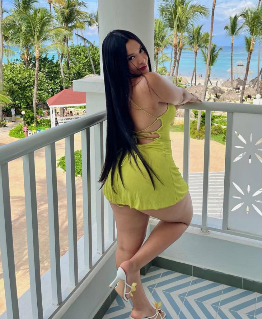 Chica busca chico en Granada: 